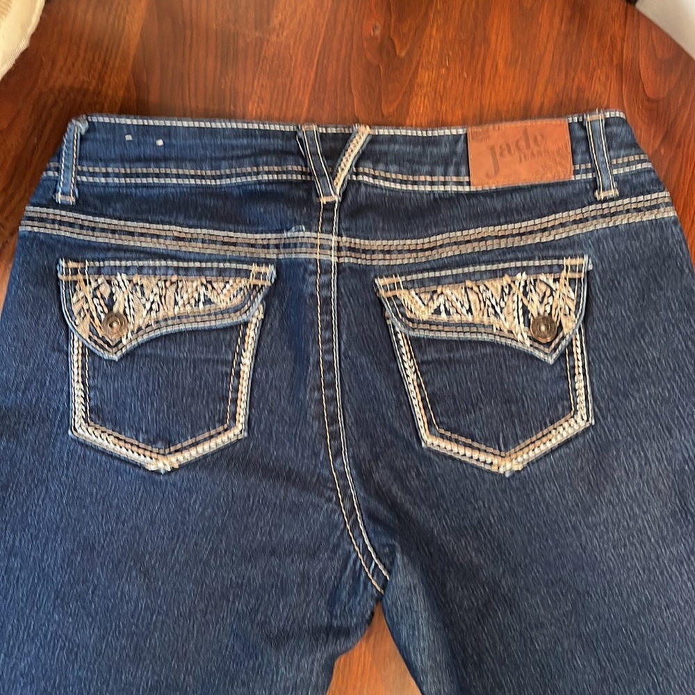 Jade Jeans Capris - Picture 4 of 8